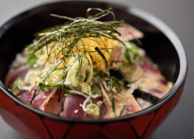 鰹丼が作れる「ごまだれ付き」